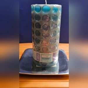 Martha Stewart Teal Seaglass Patterned Candle. Silver candle plate included